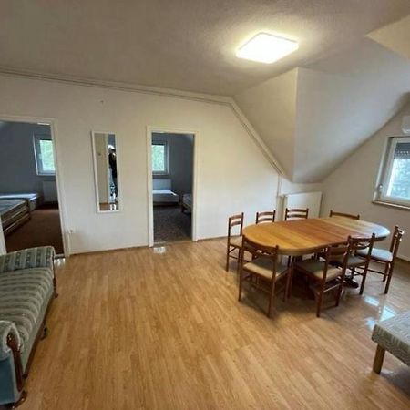 Gabor Aron Apartment Hajdúszoboszló Eksteriør billede